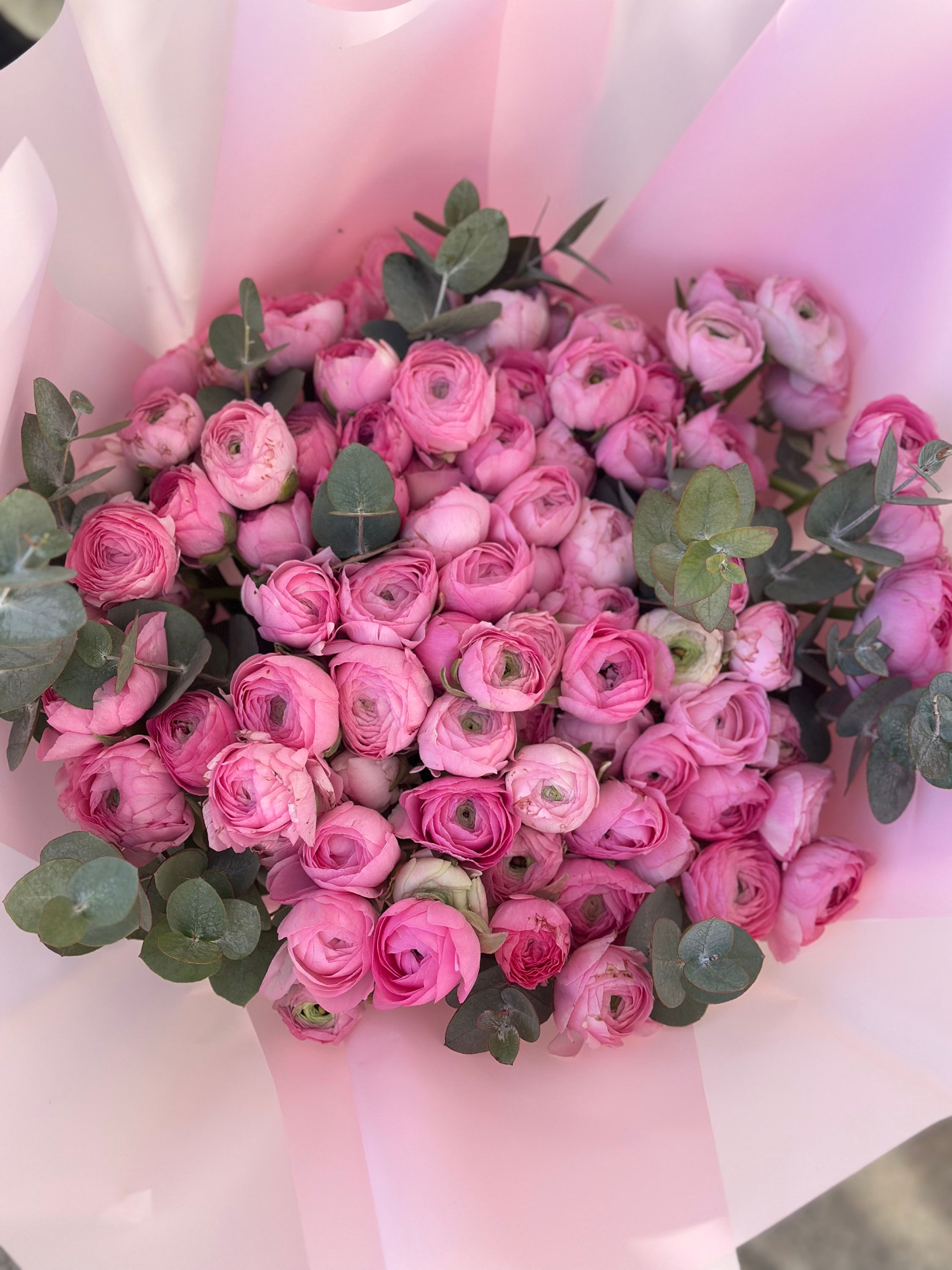 Ranunculus bouquet with eucalyptus 