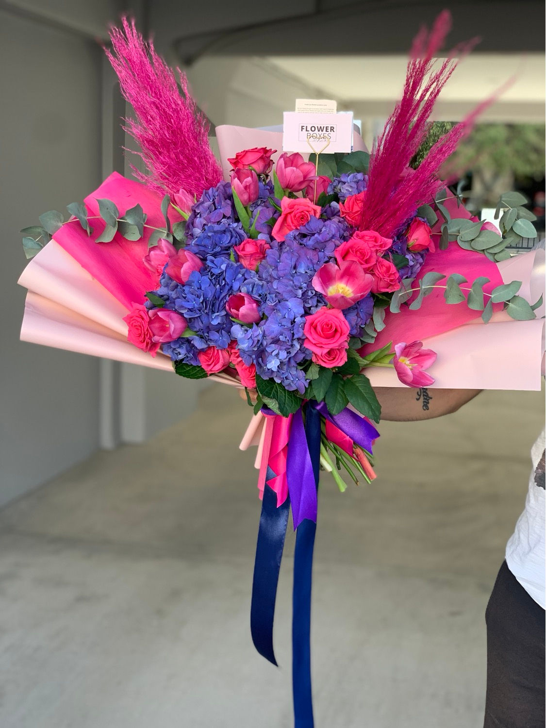  Fuchsia pampas grass and purple hydrangeas 
