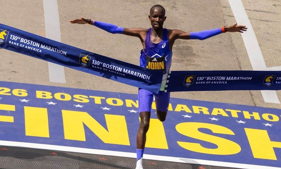 John Korir quebra recorde e Sharon Lokedi domina a Maratona de Boston