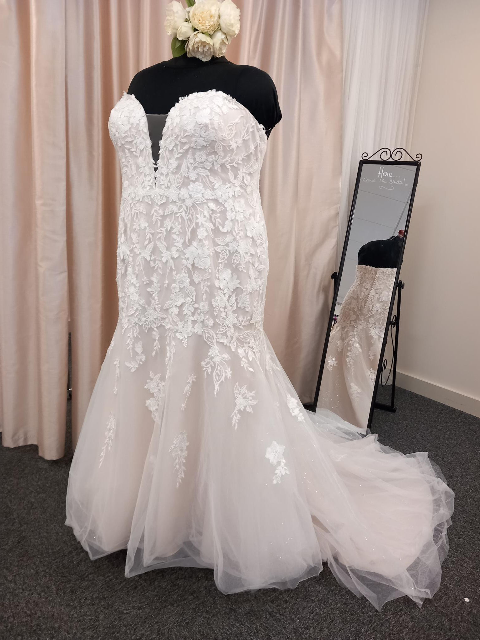 WG 751 Combermere, size 30