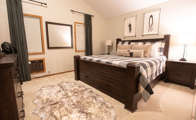 VM280 bedroom1-1.jpg
