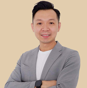 LL profile Bright.jpg