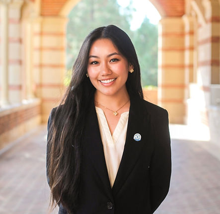 Thalia Nguyen Headshot 2.jpeg