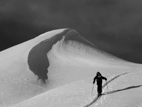 Strategy Is Neither a Plan Nor an Objective: Why Clarity in Motion Defines the Best Companies