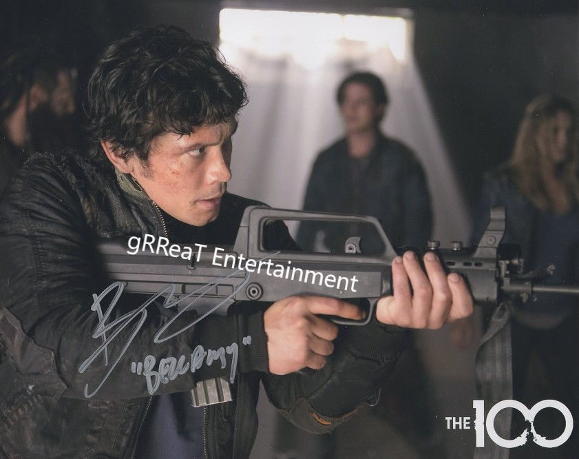 Bob Morley autographed 10 in x 8 in photo