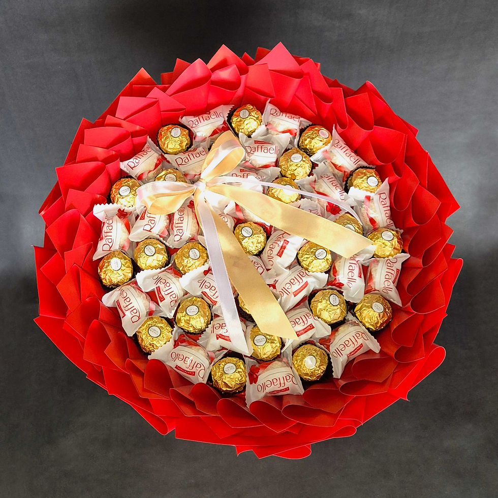 букет з Рафаелло і Ферреро Роше