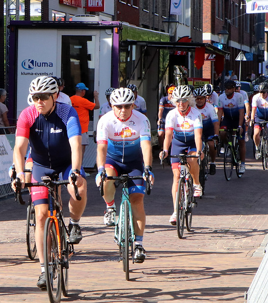 Toertochten Wielerweek MOerdijk