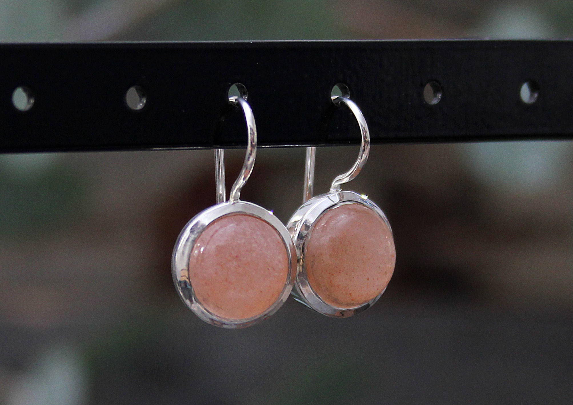 Mondstein Ohrhänger peach rund