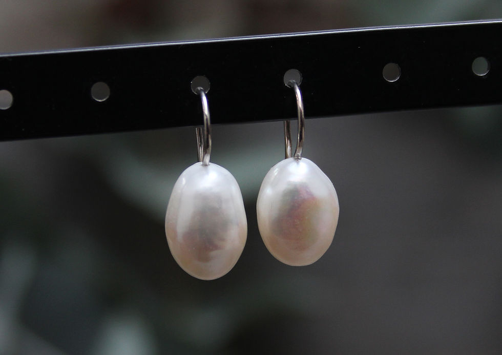 Perlen Ohrhänger Barock weiss