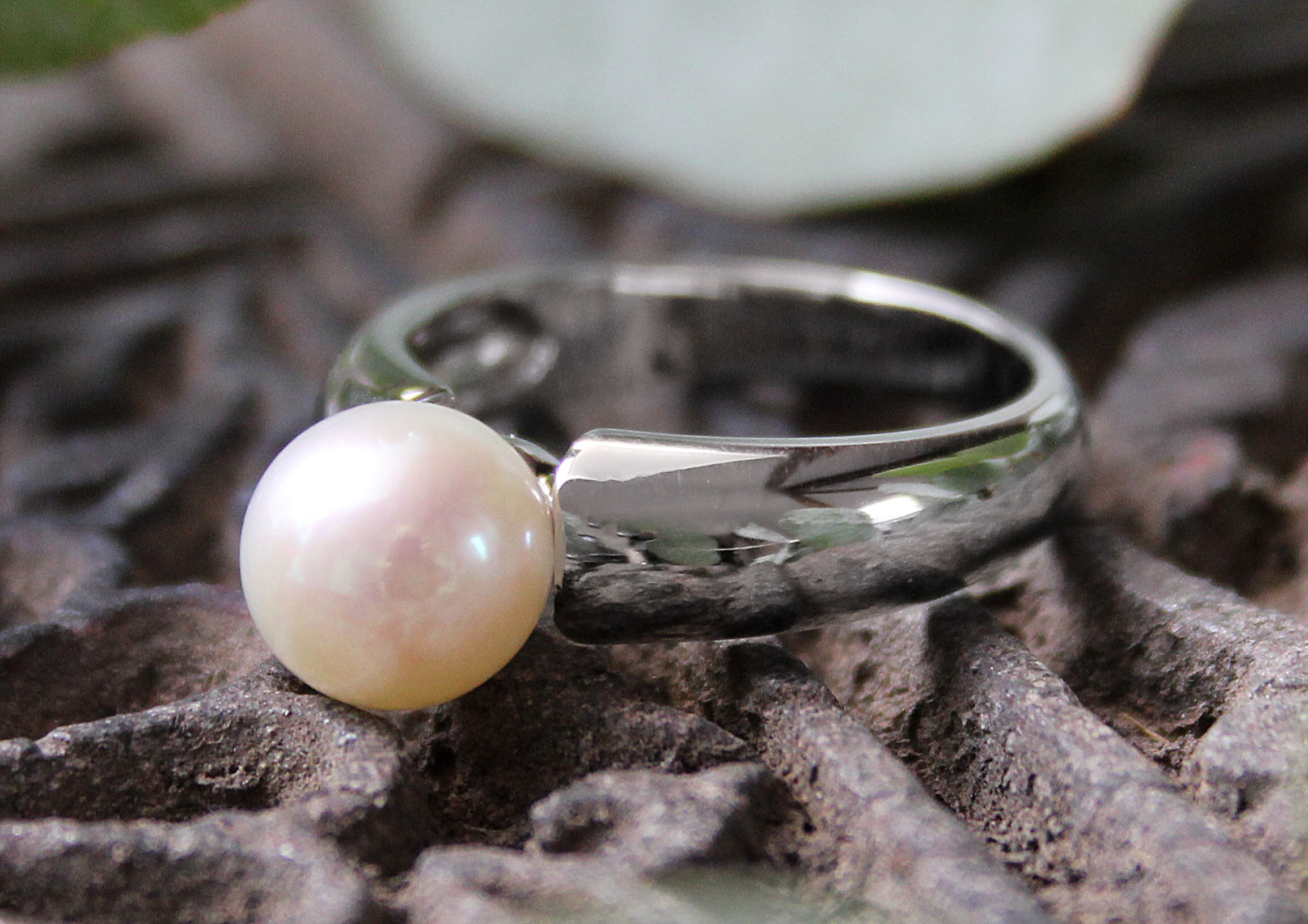 Perlen Ring rund weiss