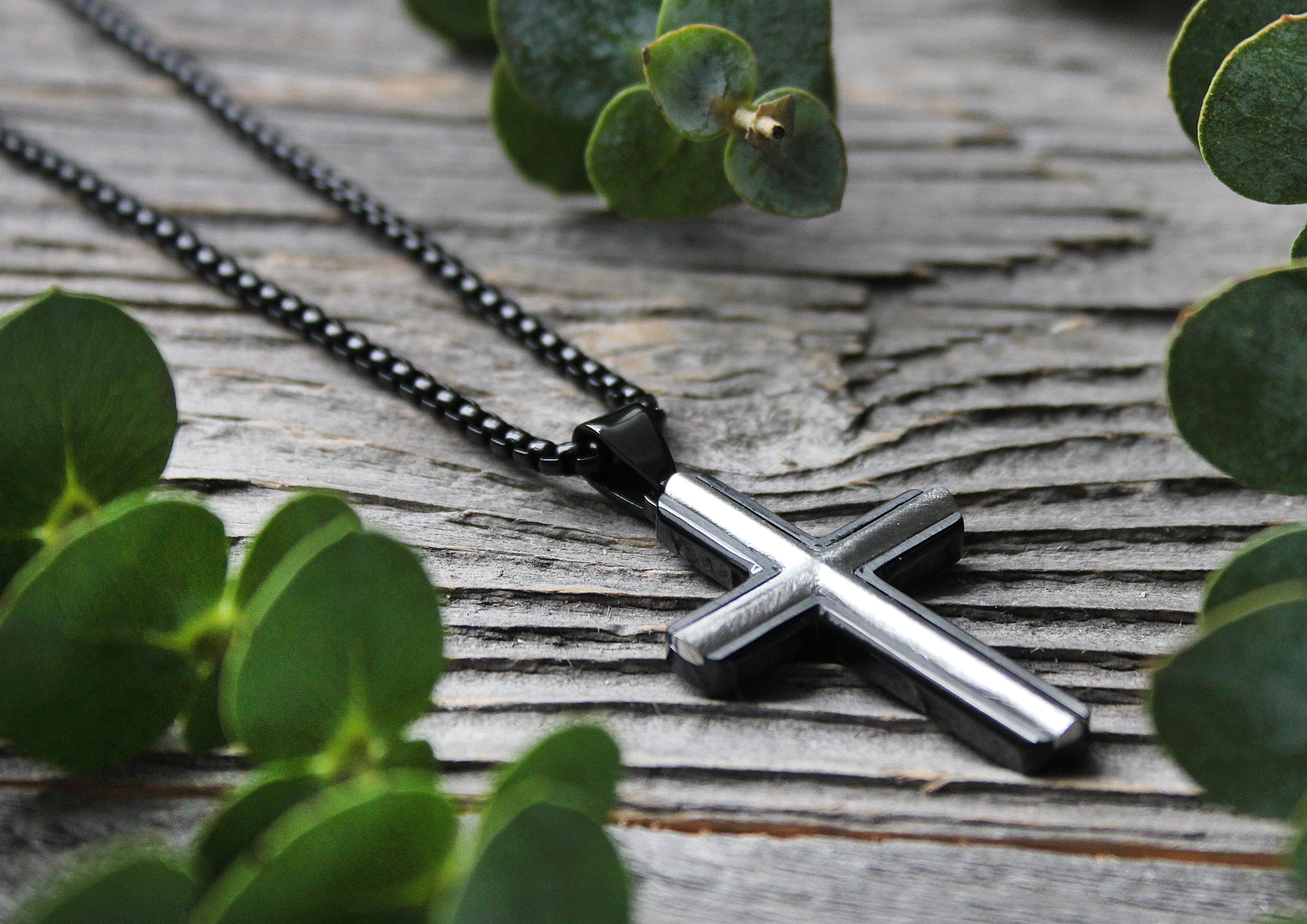 Kette mit Kreuz Anhänger