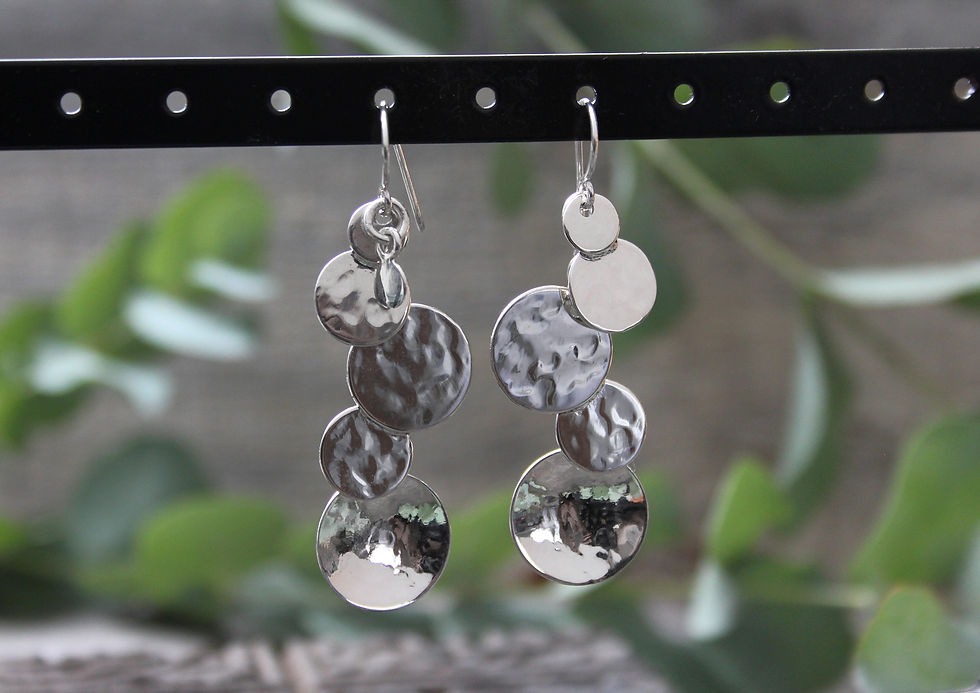 Ohrhänger Plättli gehämmert