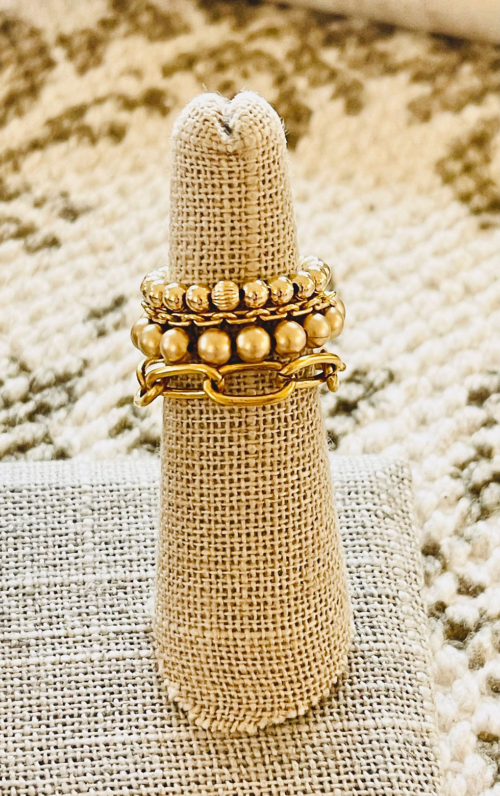 Thumbnail: Gold Chain Ring