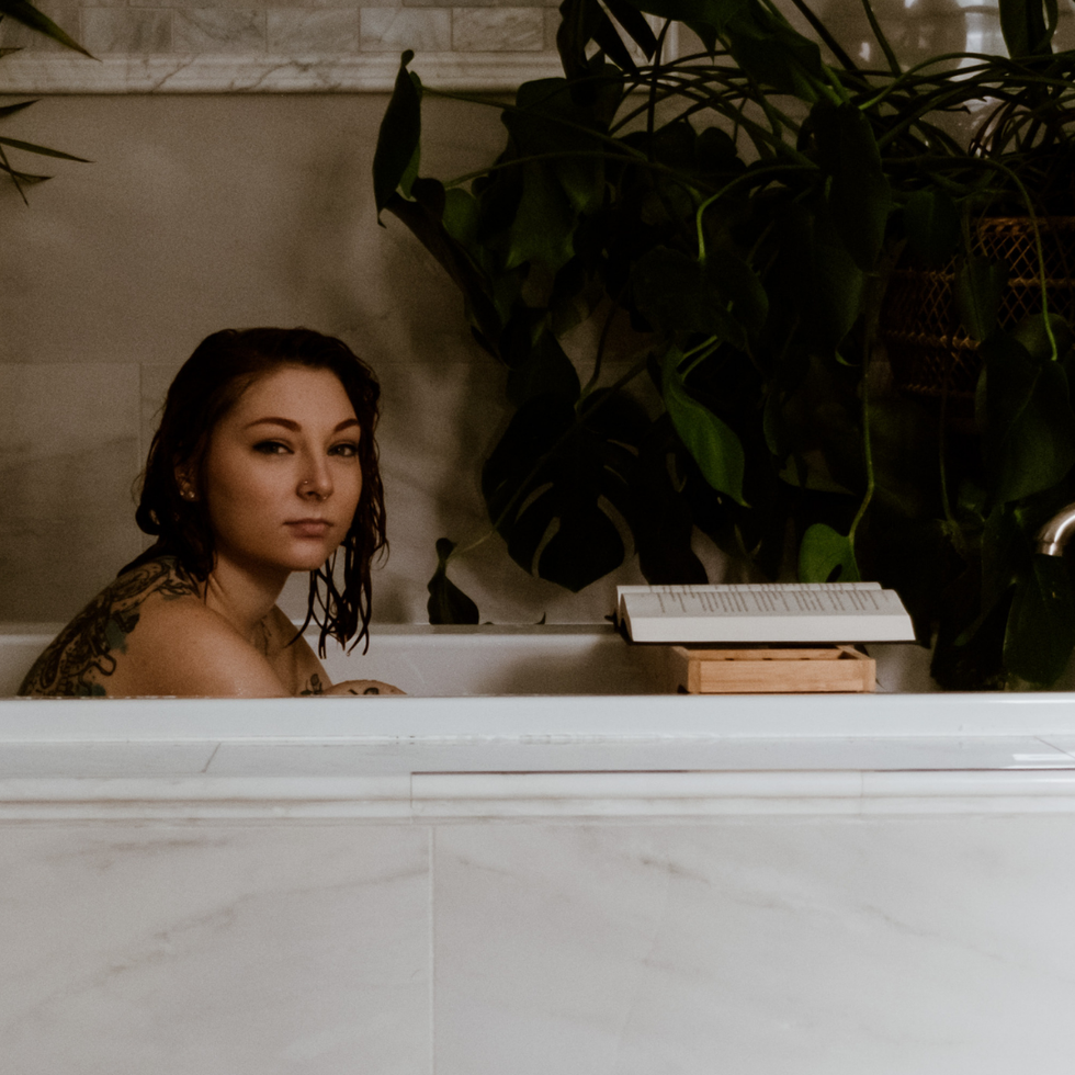 Relax with the Queen Bundle – A Complete Ritual for Self-Care & Rejuvenation