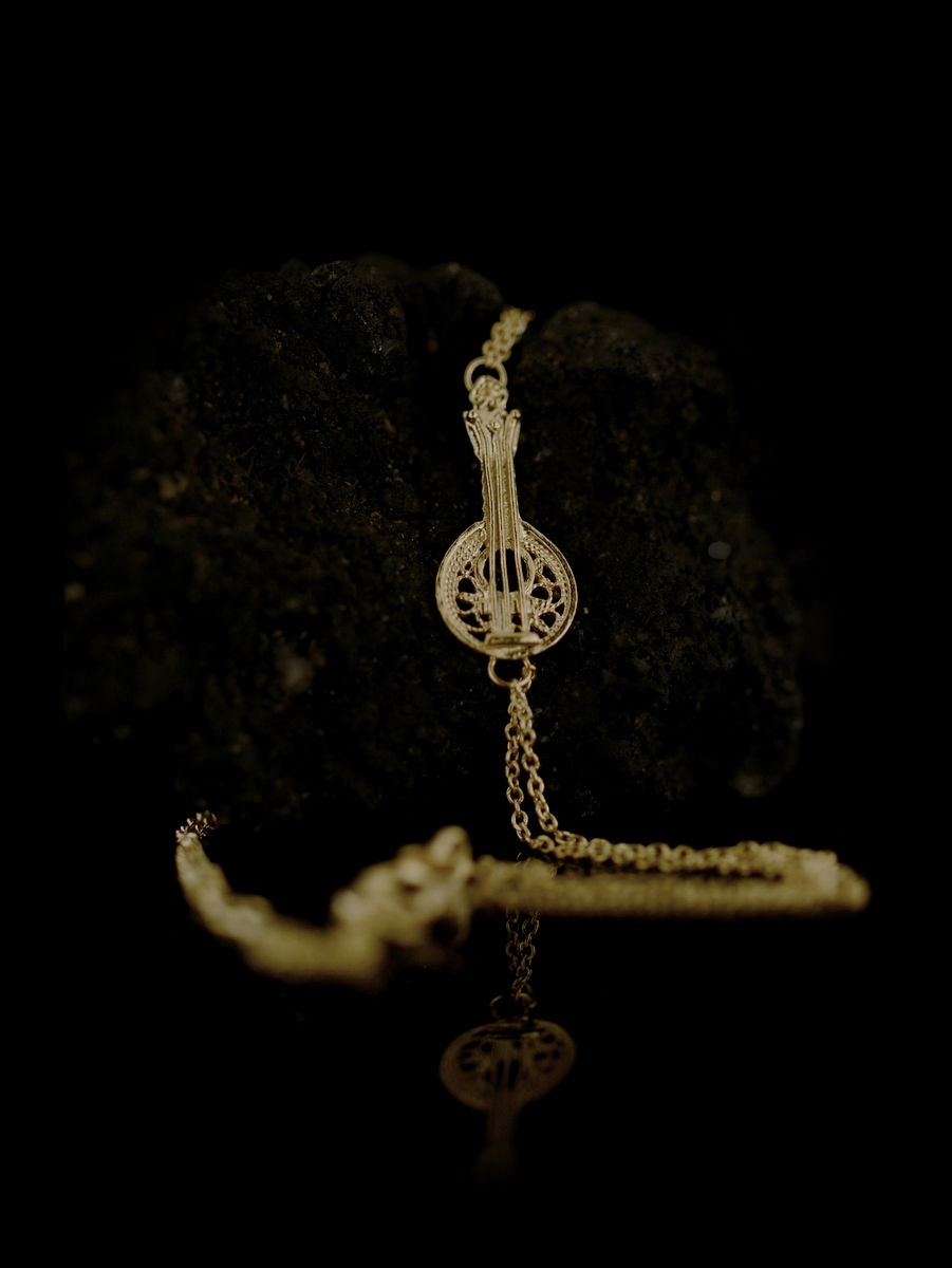 Miniatura: Pulseira FADO