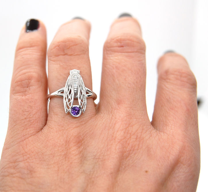 Thumbnail: Anello khepri cicala bianca
