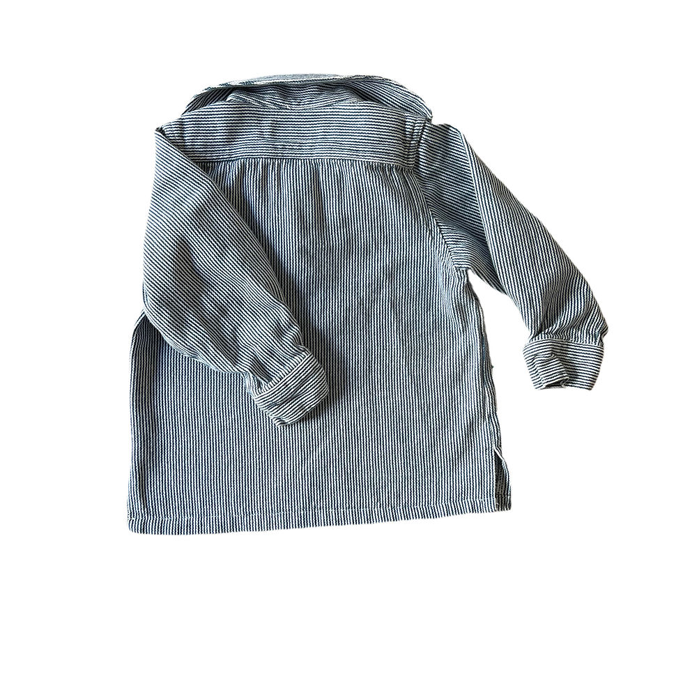 Thumbnail: Conductor's shirt
