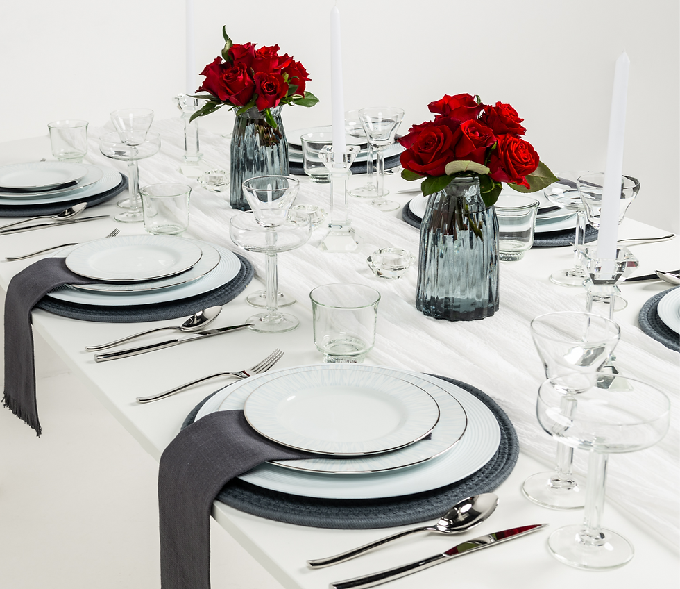 Platinum Table Setting Package