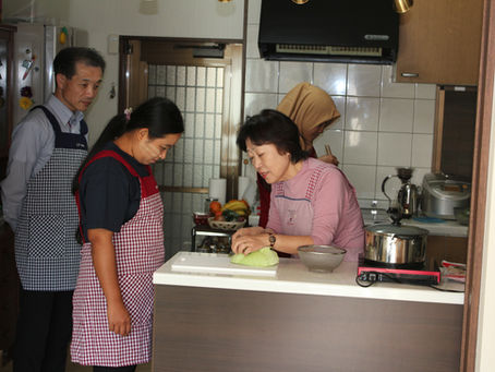 Experience visit from Myanmer o3