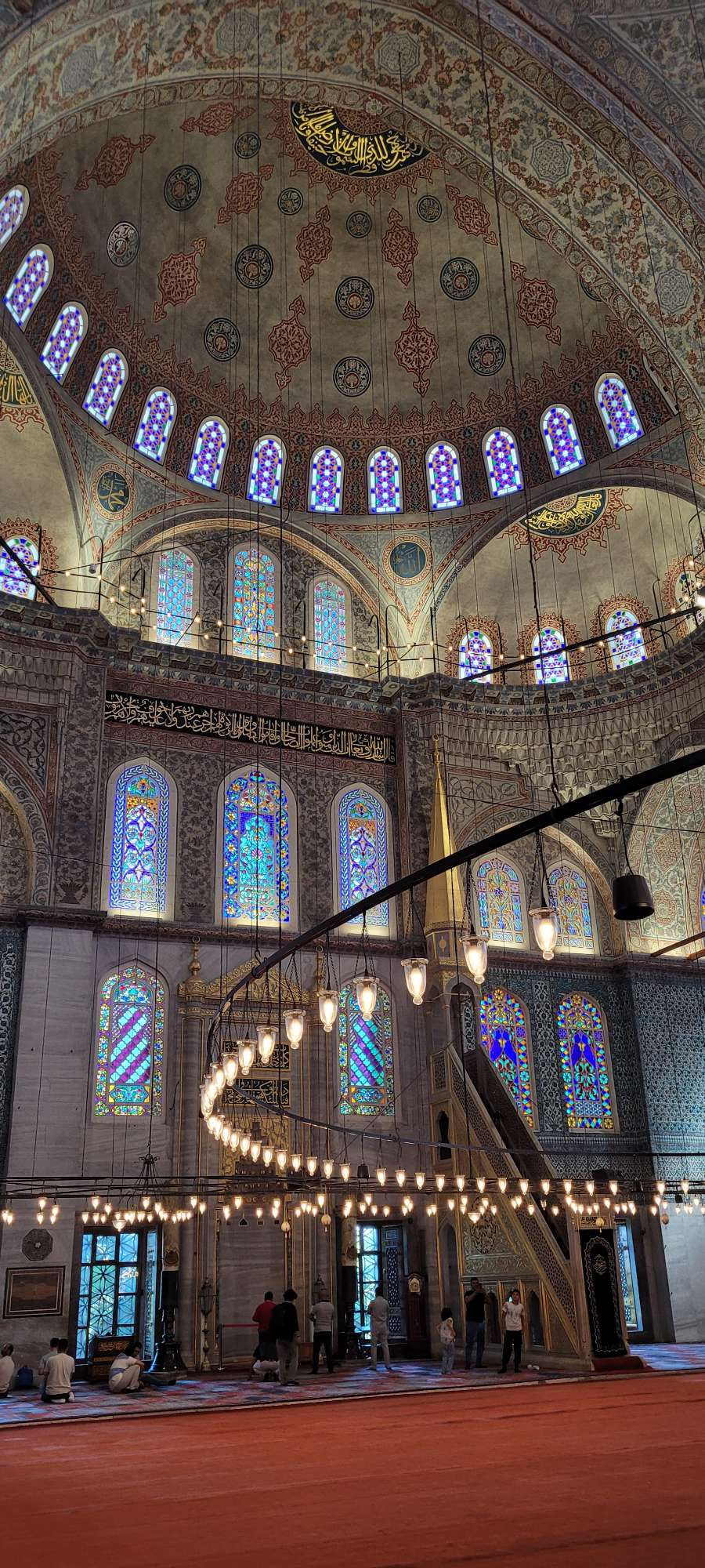 L'intérieur de la mosquée