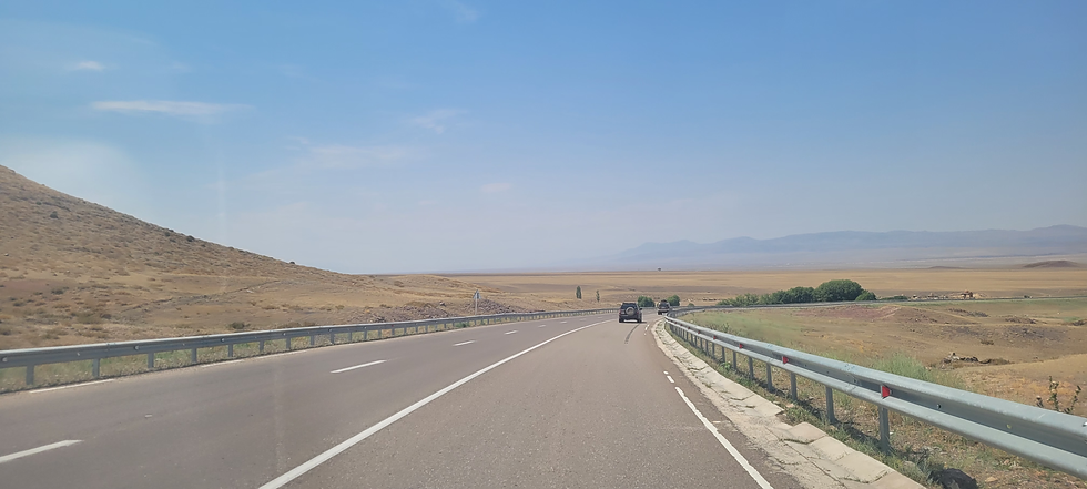 Rouler dans le désert
