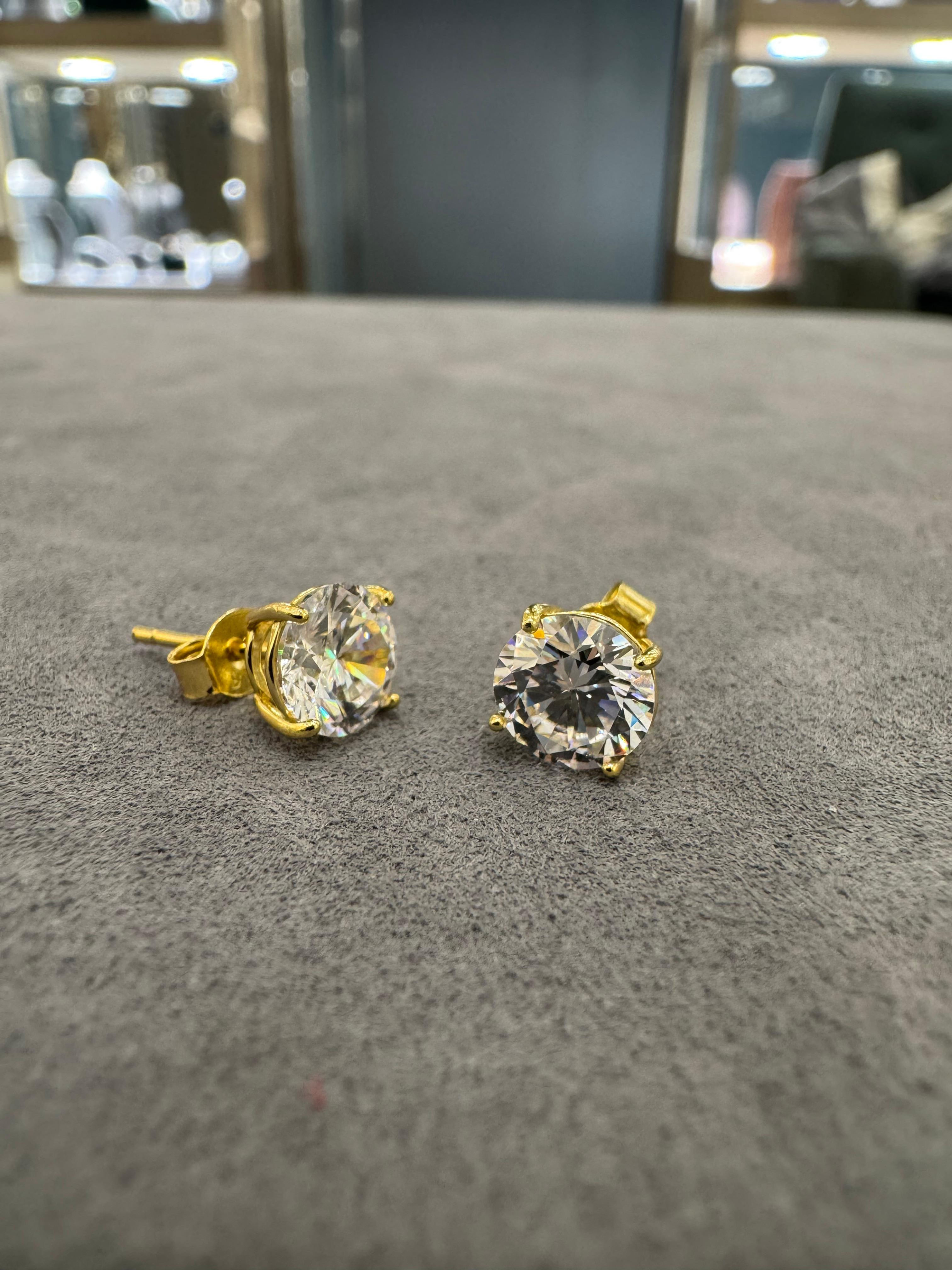 Gold Tektaş Küpe 6 mm