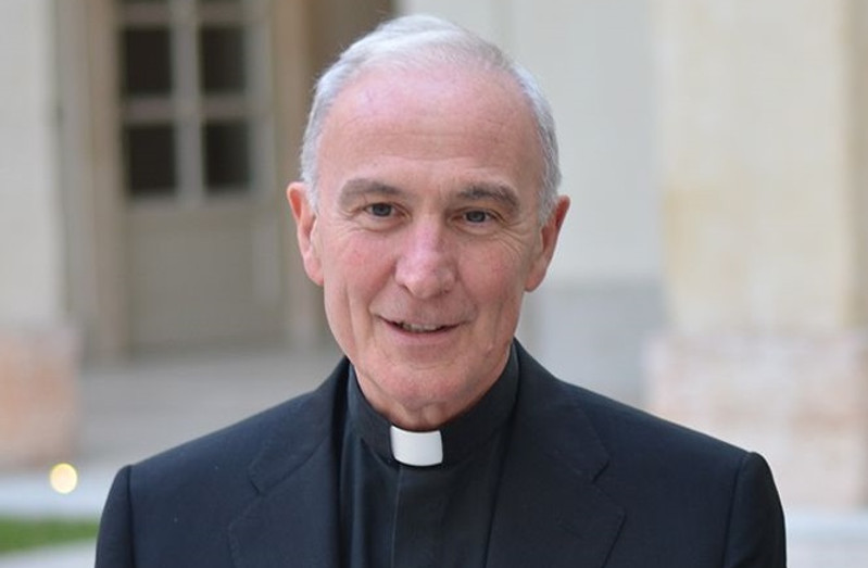 Assistente Ecclesiastico