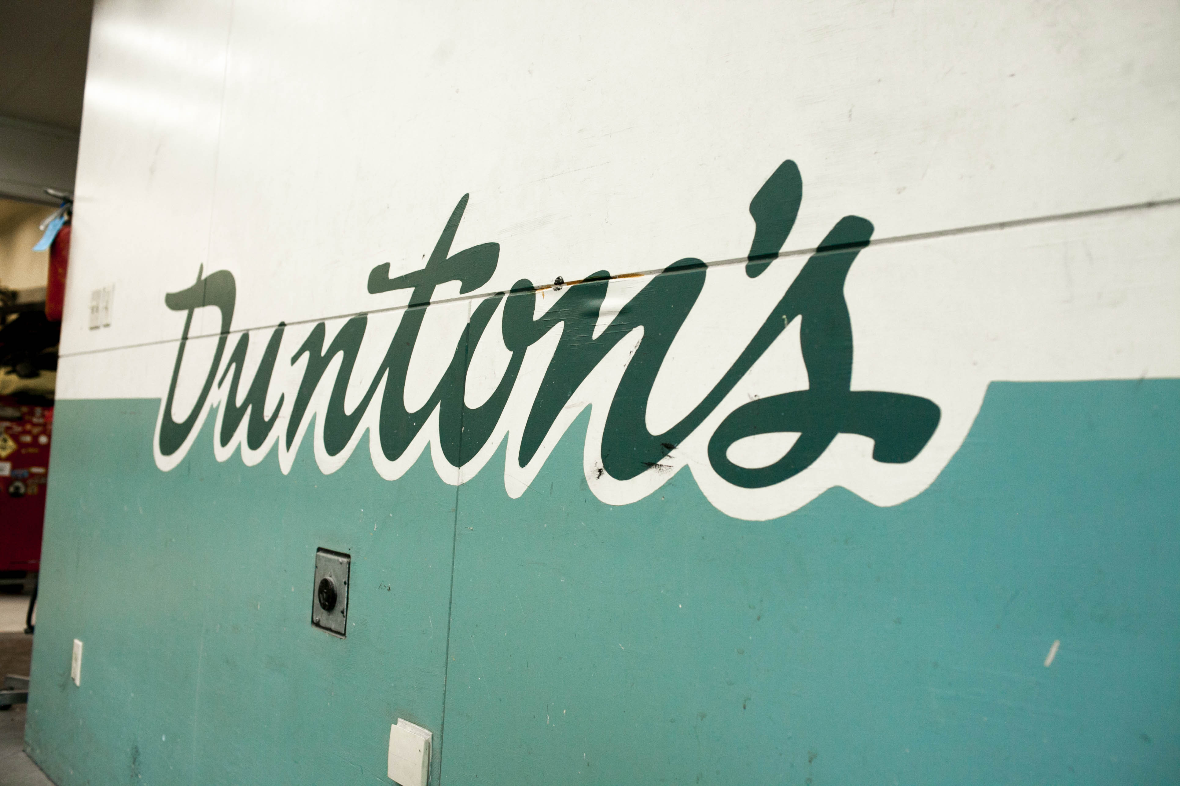 Home Dunton's Body Shop