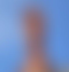 Marie, ommevennment , marche au-dessus du serpent