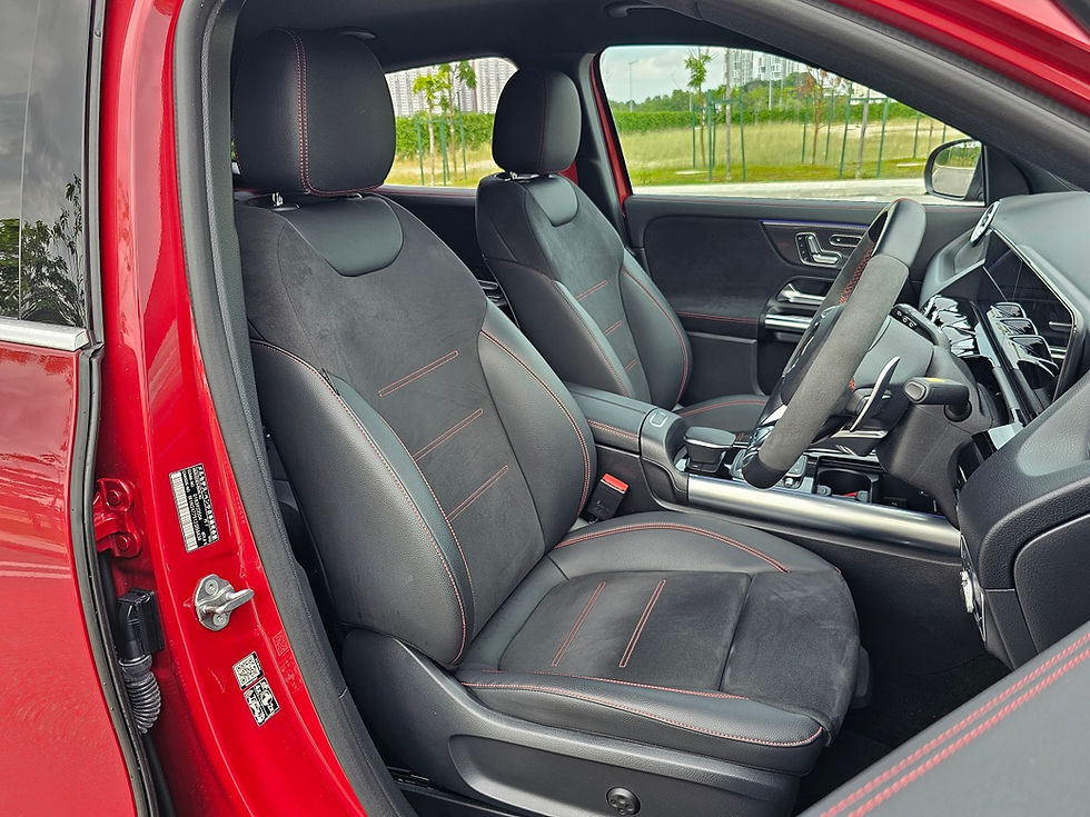Thumbnail: 2022 MERCEDES BENZ GLA35 RED