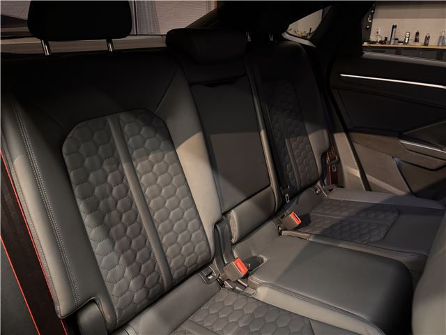 Thumbnail: AUDI RS Q3 2.5 SPORTBACK [UNREGISTERED]