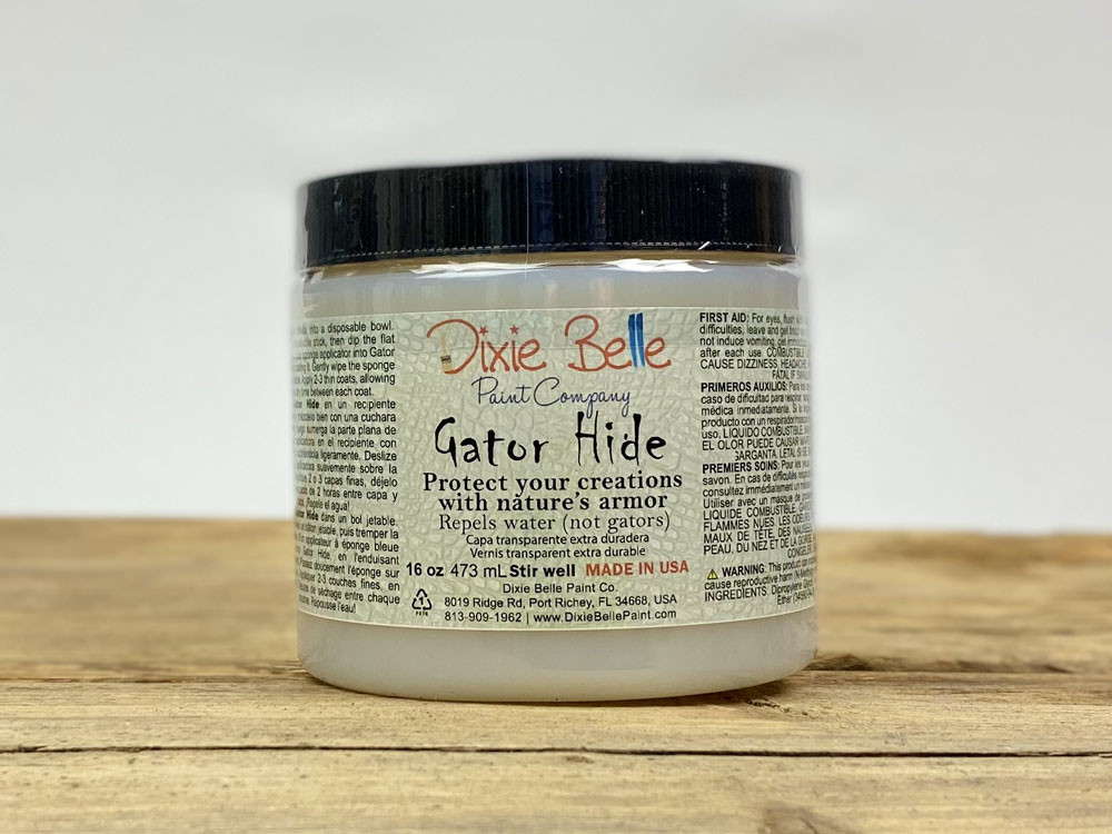 Möbel versiegeln mit Dixie Belle Paint Gator Hide von gonepaintin