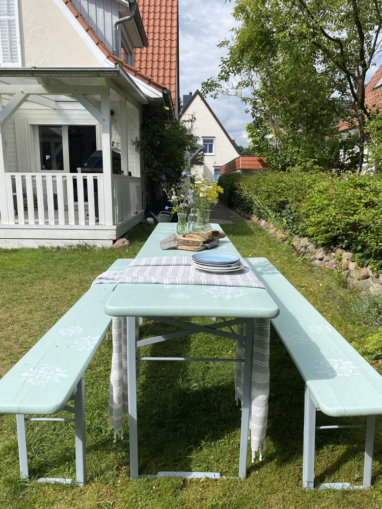 Bierbänke und Tische neu gestalten