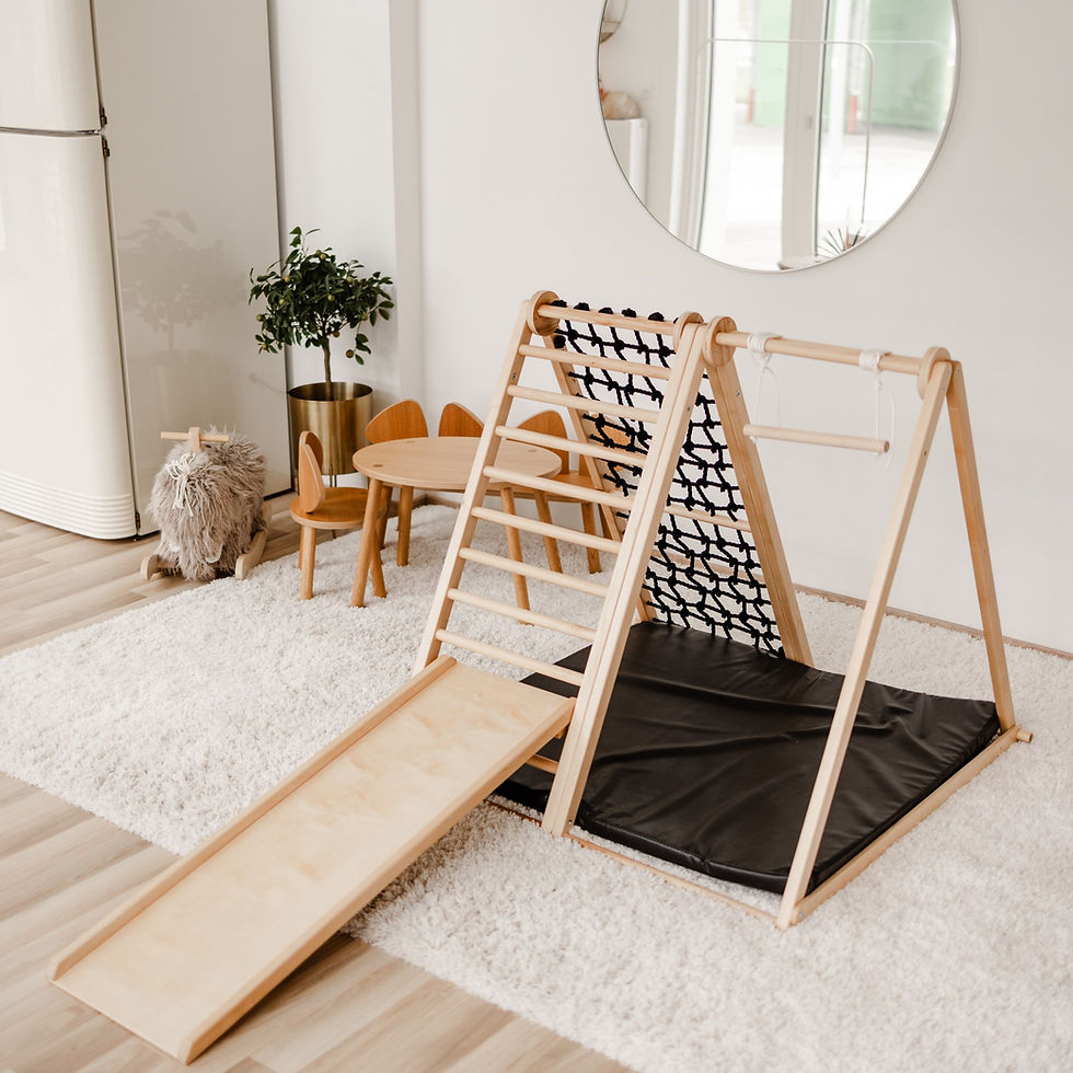 Miniaturbild: CLIFF FLEX Black Edition - Klettergerüst für Kinder aus Holz, Pikler Dreieck