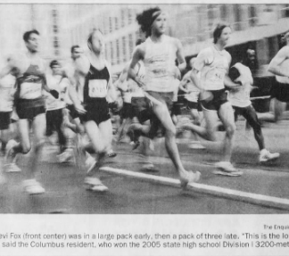 Levi Fox leads the pack on the way to a 2010 victory