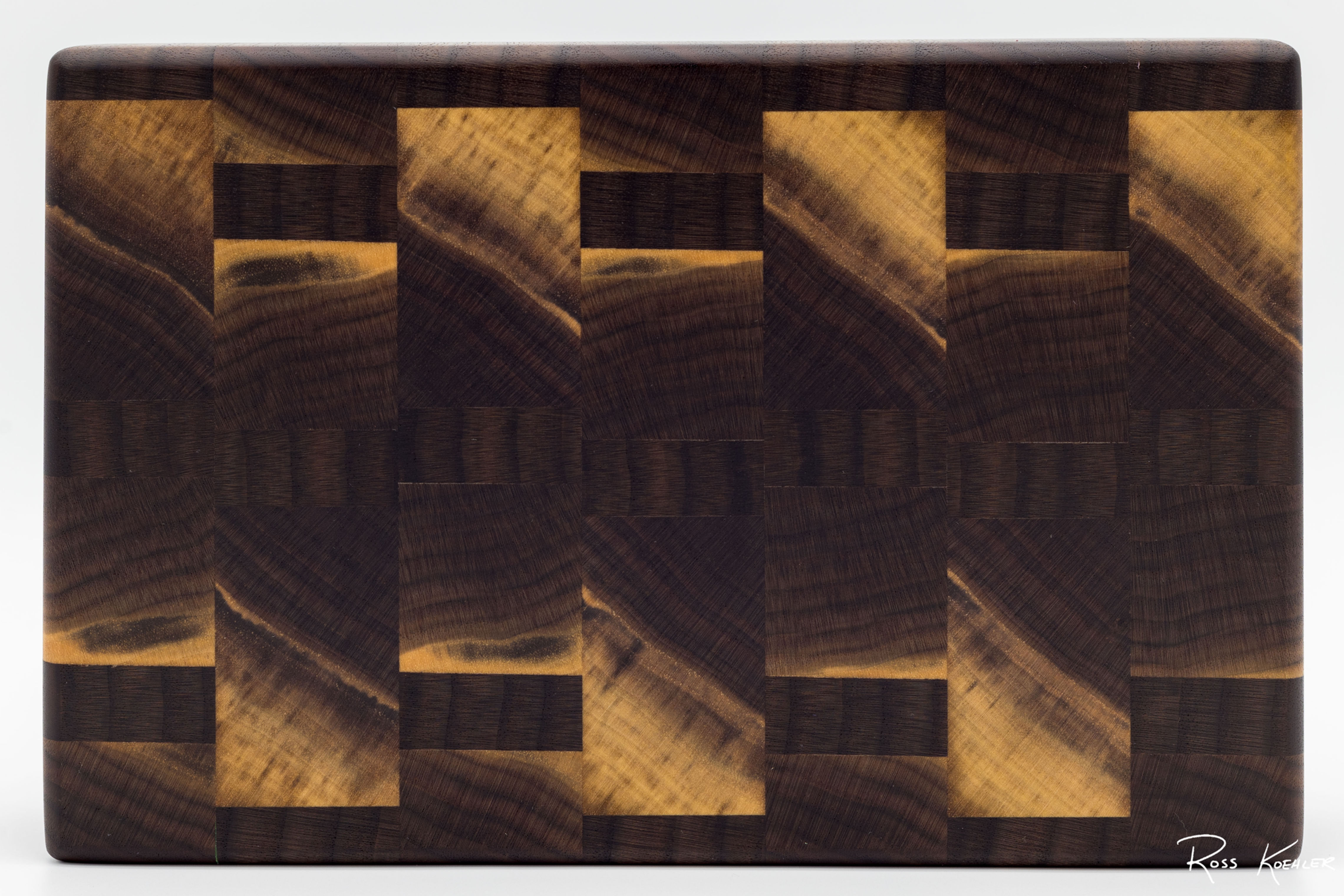 No. 021 Walnut End Grain Cutting Board