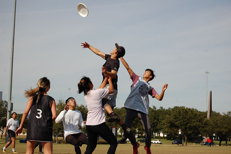 Ultimate Frisbee Scrimmage