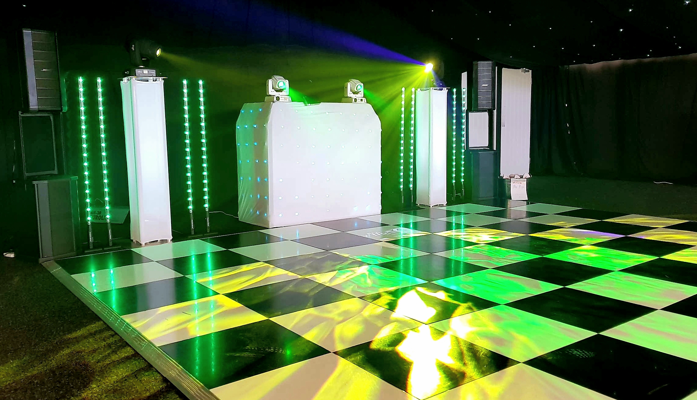 Our MediumPLUS Set-Up - White