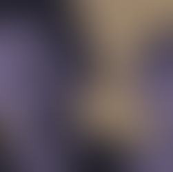 Nesta quinta-feira, 7 de agosto, celebramos um dos gêneros mais objetivos e reflexivos do audiovisual: o documentário. Para marcar a data, o Moqueka preparou uma lista de 7 filmes que exploram a realidade, a subjetividade e a educação como ferramentas de reflexão. Essas obras destacam a importância da investigação e da pesquisa, reforçando cada vez mais a relevância do gênero no Brasil.