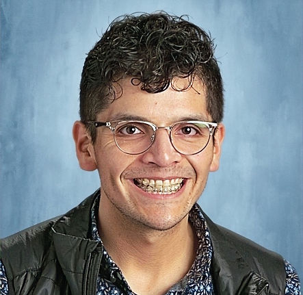 JR Headshot_edited.jpg