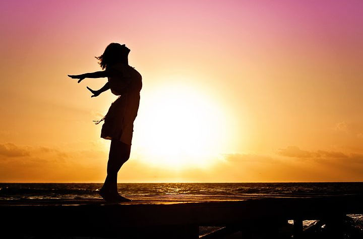 woman-570883__480.webp