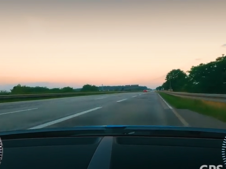 À bord de son bolide à trois millions d’euros, une Bugatti Chiron, il a atteint la vitesse folle de 417 km/h sur une autoroute allemande. Ce qui a déplu le gouvernement
