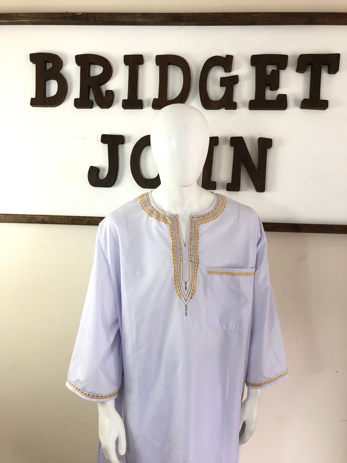 White and Gold Set