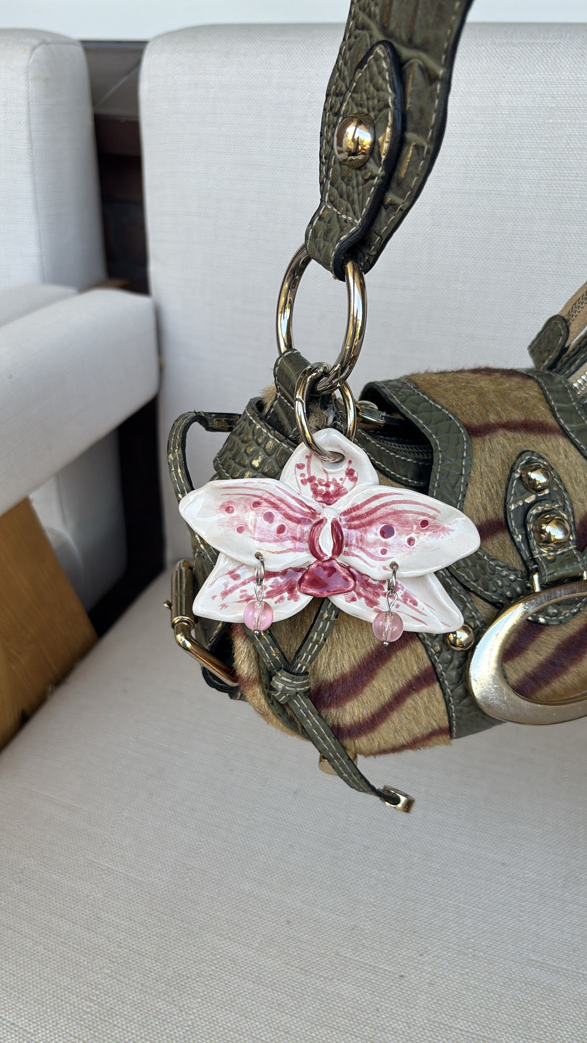 White Pink orchid Bagcharm