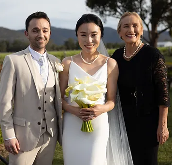 The wonderful Hunter Valley celebrant Sharon Walker divulges some of her top tips for you and your w