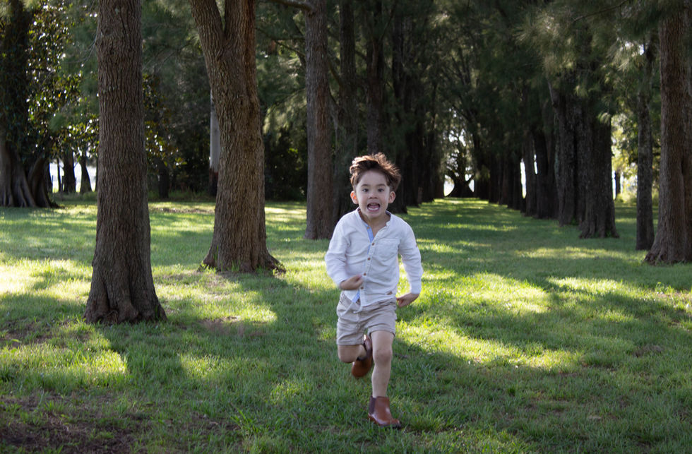 ADHD Photographer. Autistic Child Photographer. Special needs Photographer. Family photographer special needs.
