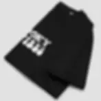 Miniature : T-shirt ambiance terreur Halloween unisexe. Ce modèle noir est plié pour voir la qualité du tissu fait avec un coton bio.