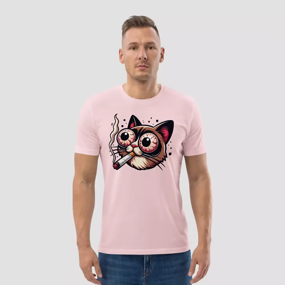 Miniature : T-shirt humour décalé chat. Modèle rose unisexe, porté par un homme. Imprimé sur un coton bio ultra doux et confortable.