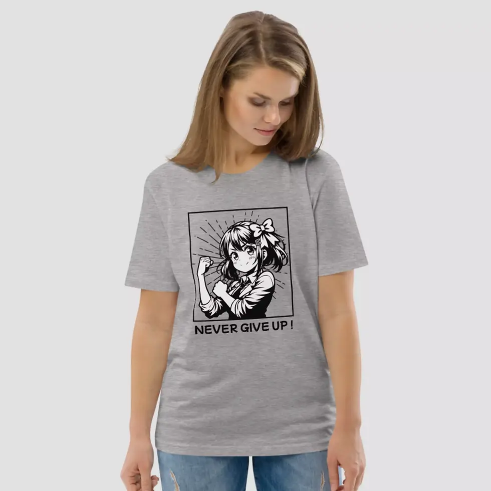 Miniature : T-shirt manga gris. Un modèle unisexe enfilé par un mannequin femme. Un design imprimé sur un coton bio confortable.