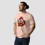 Miniature : T-shirt humour décalé poulet. Haut unisexe de couleur peche, porté par un homme mannequin. Design fait sur coton bio et doux.